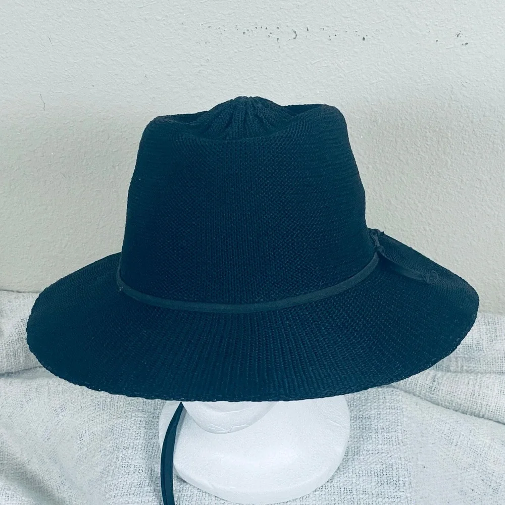 Wallaroo Victoria Fedora Womens Black Poly Straw Packable UPF 50 Sun Hat